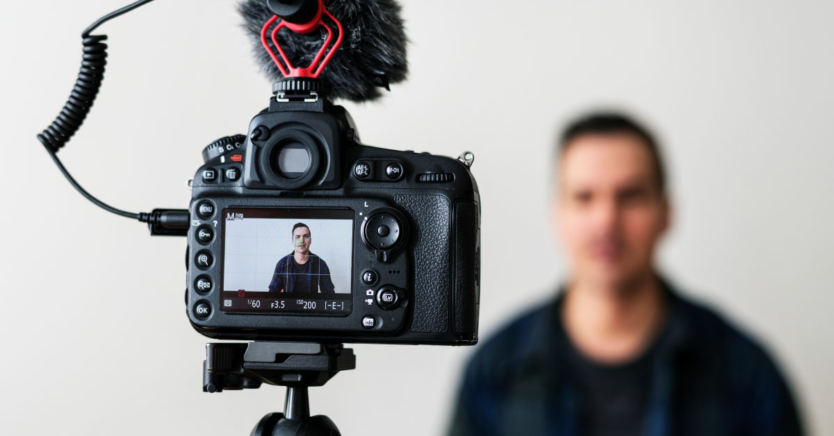 From Eye Contact to Microexpressions: Can AI Really Read a Witness? thumbnail